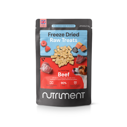 Freeze Dried Treats - Beef 30g for adult dogs, shown with raw pet food, berries, and a dog image.