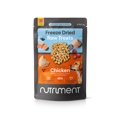 Front of a Freeze Dried Treats - Chicken 30g bag with images of chicken and a dog.