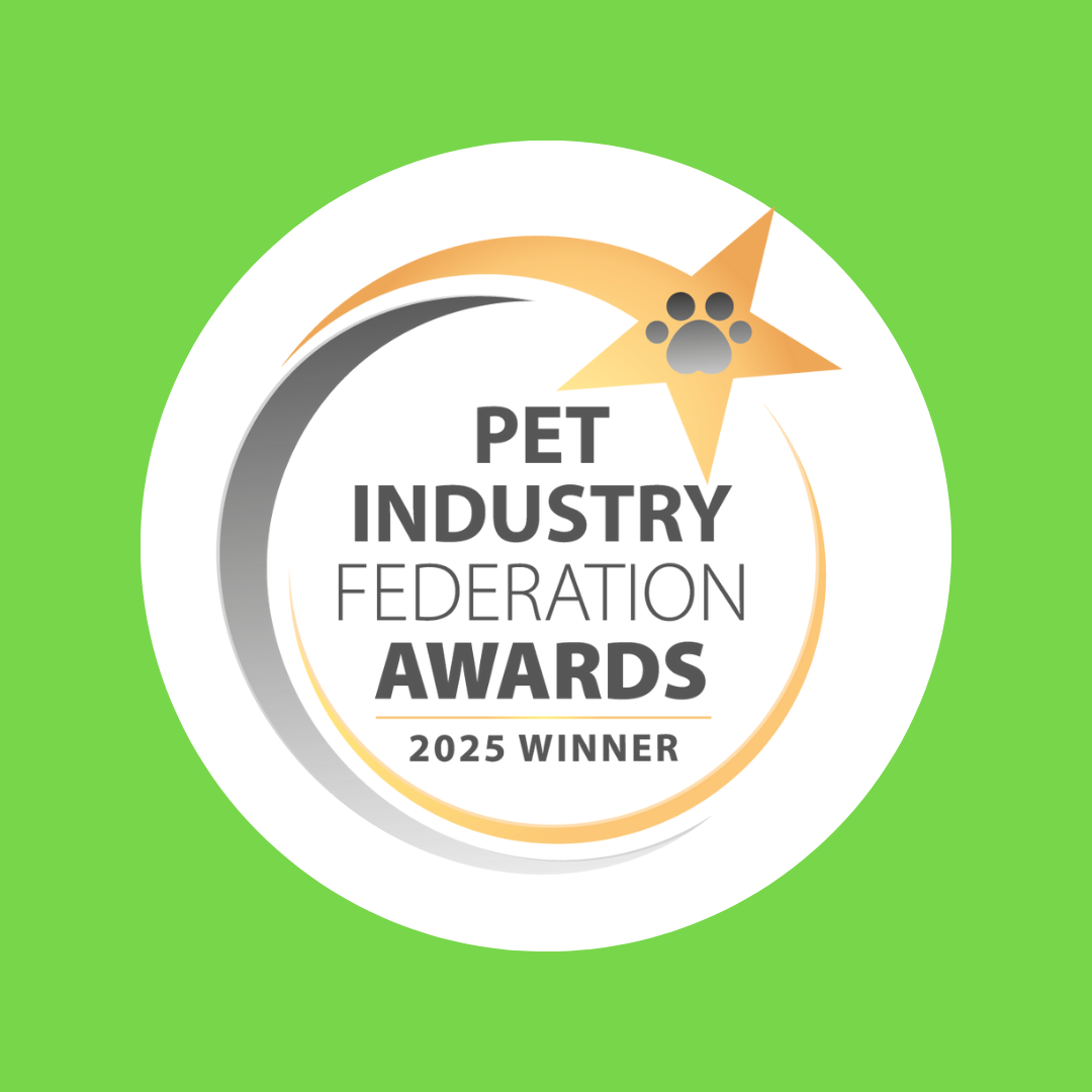 Pet Industry Federation Awards 2025 Winner logo with gold star and Gently Steamed Lamb 395g paw print.